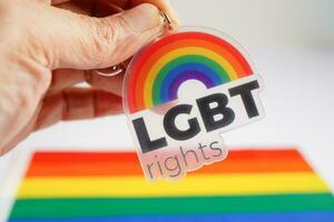 lgbt bien, arco iris bandera, símbolo de lgbt orgullo mes celebrar anual en junio social, símbolo de homosexual, lesbiana, bisexual, Transgénero, humano derechos y paz. foto