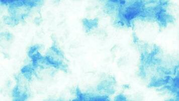 bleu fumée des nuages en mouvement lentement sur une bleu Contexte. video