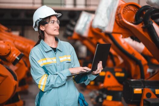 robótico ingeniero conducta regular mantenimiento por inspeccionando, pruebas, y corriendo software prueba a garantizar robot permanecer en estándar condición.grabación, informes dañado, incompleto artículos a supervisor foto