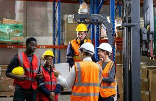 Warehouse manager assesses individual performance of staff. Evaluate work quality, skill levels, improvement needs. Giving guidance and direction. Identifying competency gaps, creating an action plan photo