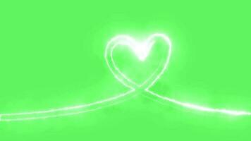 animiert Herz gestalten mit elektrisch bewirken isoliert auf Grün Bildschirm video