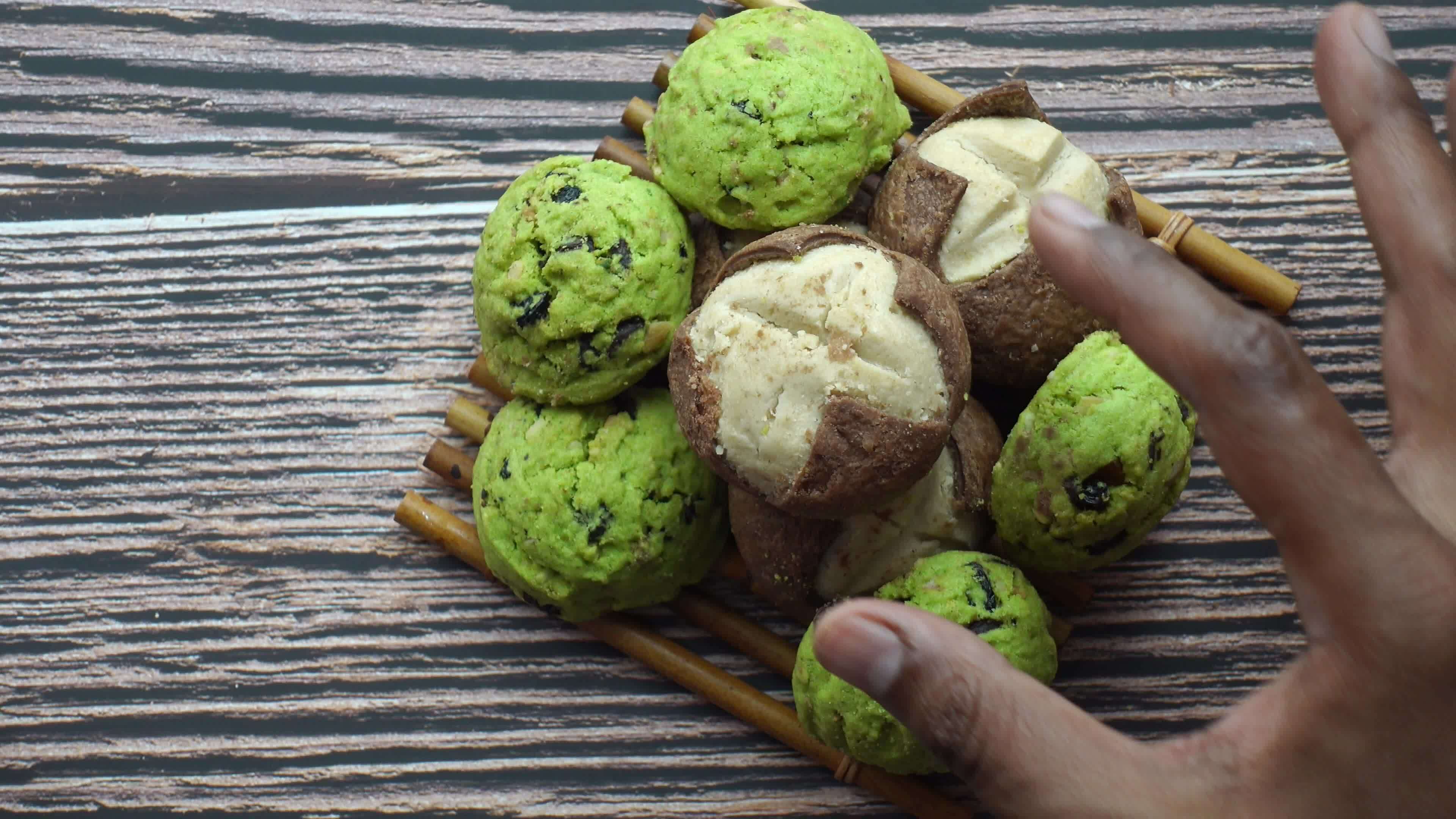 Green Color Sweets Confectionary And Pastry Products 24183584 Stock green-color-sweets-confectionary-and-pastry-products-24183584-stock