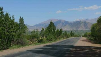 bergen och naturlig landskap av kyrgyzstan video