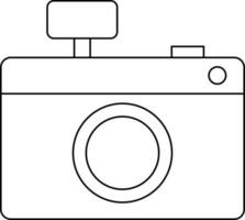 Isolated Camera Icon in Black Line Art. vector