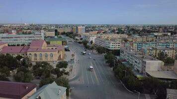 aereo panorama di il città di kyzylorda nel Kazakistan video