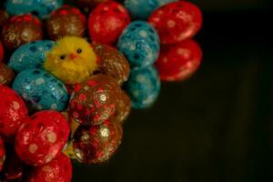 Pascua de Resurrección huevos polluelo foto