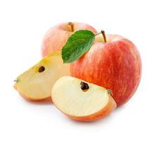 maduro manzanas Fruta con hojas. foto