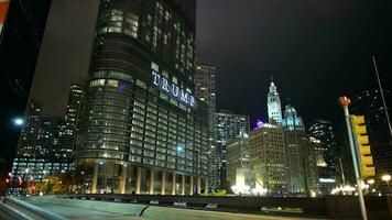 chicago, Illinois, Verenigde staten van Amerika. november 29e, 2017. laat avond uren in de stad centrum. video
