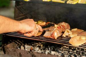 delicioso A la parrilla bistecs Disparo con selectivo atención foto