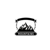 montaña logo, montaña expedición y rock alpinismo vector iconos
