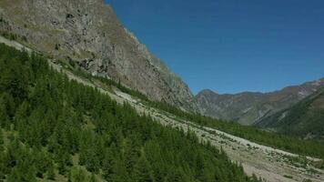 aérien métrage de Montagne alpin paysage video