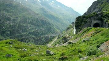 suizo Alpes escénico paisaje. Suiza montañas escenario. Europa. video