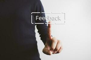 concepto de cliente satisfacción y servicio, usuario realimentación a Rápido su opiniones, respuestas y satisfecho puntuaciones. foto