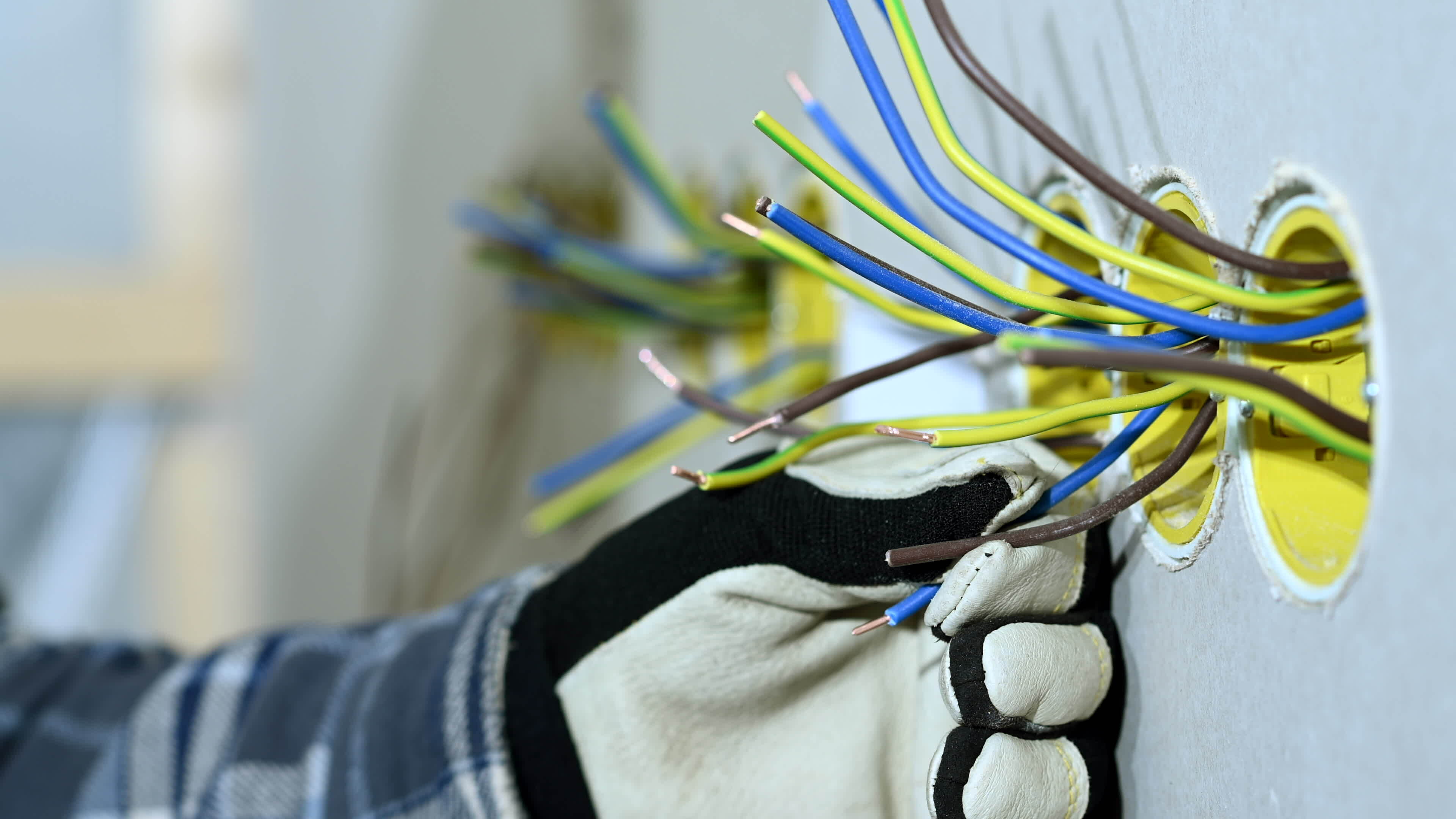 Mid 30 Construction Worker Stripping Wires. 24300901 Stock Video at