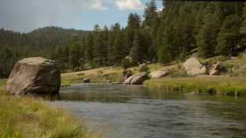 once millas cañón sur platte río en el estado de Colorado video