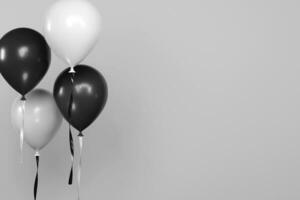 3d representación negro y blanco globos con cintas en blanco oro antecedentes para cumpleaños fiesta o Navidad celebracion foto