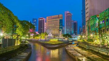 céntrico kuala lumpur ciudad horizonte, paisaje urbano de Malasia foto