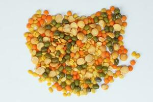 Masur Moong mung boot chana chickpea pea yellow red green dal photo