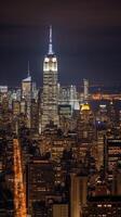 imperio estado edificio y nuevo York ciudad horizonte iluminado a noche. generativo ai tecnología. foto