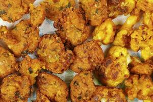 Piaju lentil onion Battered deep fried cauliflower photo