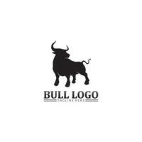 cabeza de búfalo de toro, vaca, vector de diseño de logotipo de mascota animal para búfalo de cuerno deportivo, animal, mamíferos, logotipo de cabeza, salvaje, matador