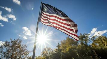 retroiluminado nosotros nacional bandera volador y ondulación en el viento terminado gris Tormentoso nublado cielo, símbolo de americano patriotismo, bajo ángulo, generar ai foto