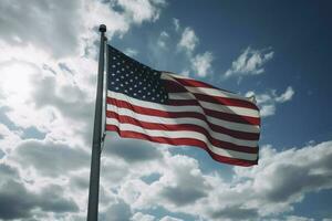 retroiluminado nosotros nacional bandera volador y ondulación en el viento terminado gris Tormentoso nublado cielo, símbolo de americano patriotismo, bajo ángulo, generar ai foto