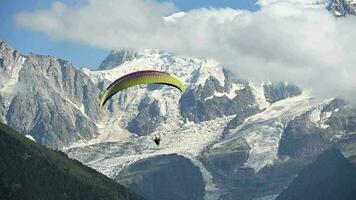 été parapente dans français Alpes video