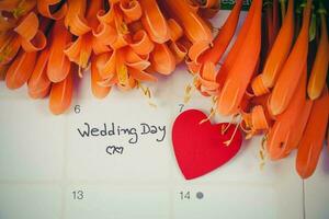 Reminder Wedding day in calendar planning with color photo