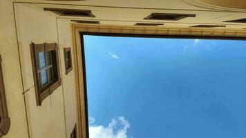 Nahansicht von Blau Himmel und Wolke Bewegungen video