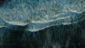 4k aereo visualizzazioni di il cresta, ningaloo marino parco, occidentale Australia video