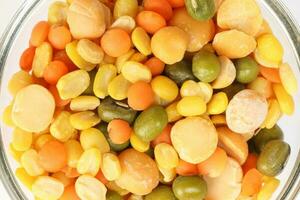 Masur Moong mung boot chana chickpea pea yellow red green dal photo