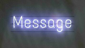 meddelande - titel text animering med neon ljus och vägg bakgrund video