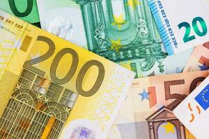 billetes de dinero en euros foto