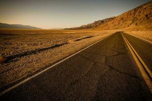 vista de la carretera del desierto foto