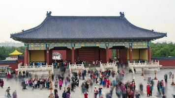 Time lapse 4k of the people wander in the Temple of Heaven at weekend, Beijing, China. video