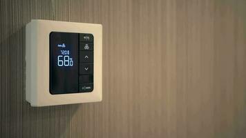 Rahmen Thermostat zu niedriger Temperatur zu speichern Energie video