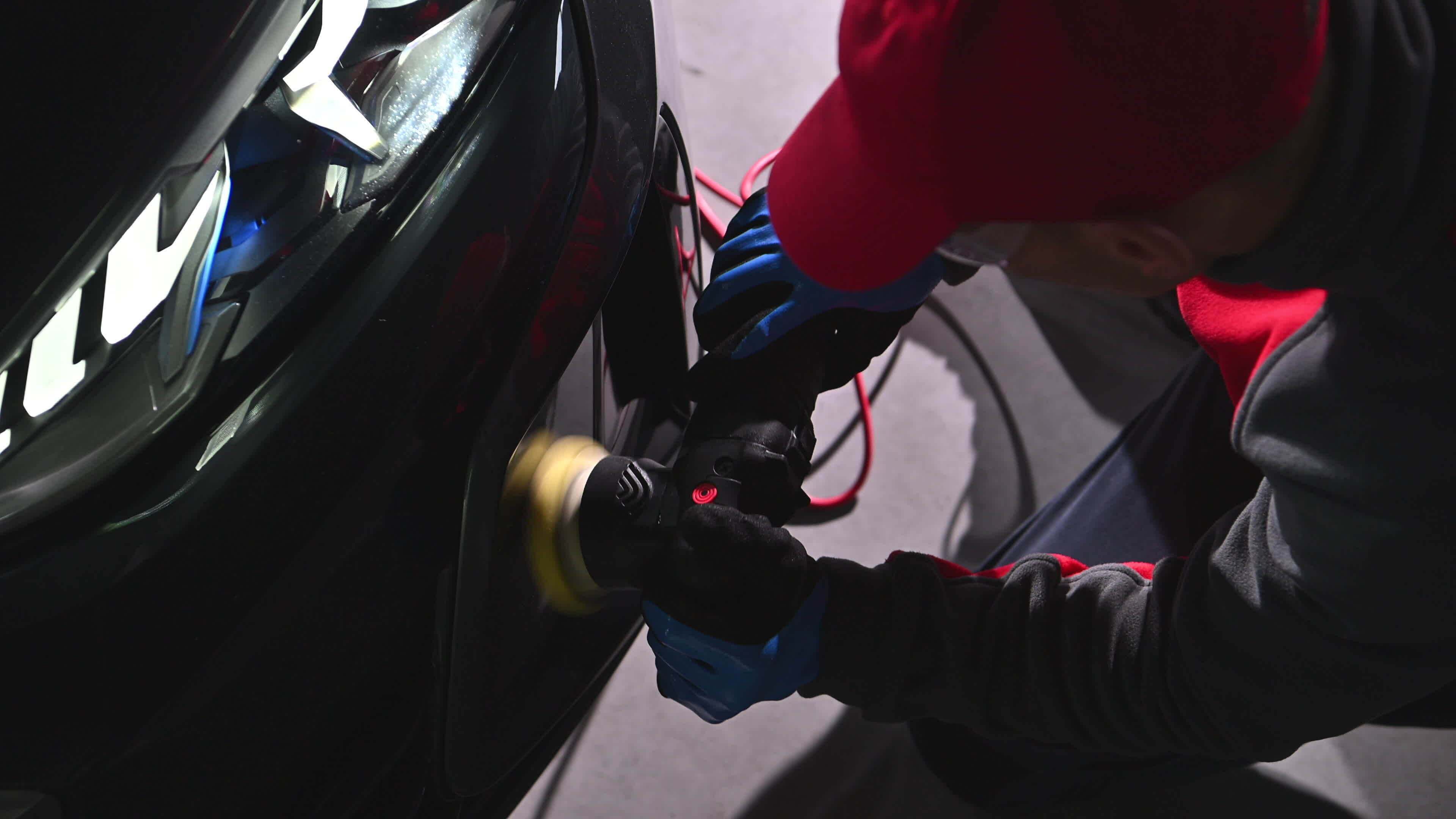 Pro Car Polishing Using Vehicle Polisher. Automotive Theme. 24572478