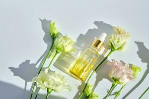 Serum with yellow petals and delicate flowers. photo