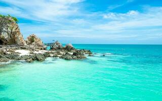 koh kham sattahip chonburi Tailandia mar cielo foto