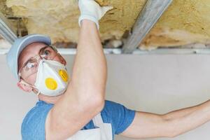 Contractor Insulating Ceiling photo