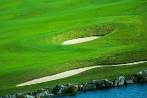 verde golf curso campo foto