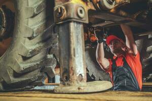 Excavator Repair and Maintenance photo