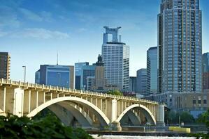 puente en Minneapolis foto