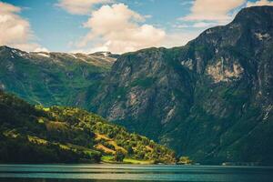 hermosa Noruega paisaje foto