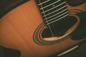 seis cuerda clásico acústico guitarra de cerca foto