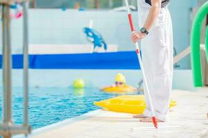 Swimming Pool Cleaner photo