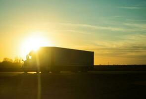 American Midwest Highway Semi Truck Transportation photo