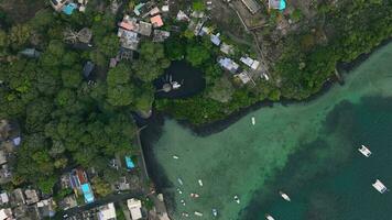 baai in de dorp van trou d'eau douce top visie, mauritius, antenne visie video