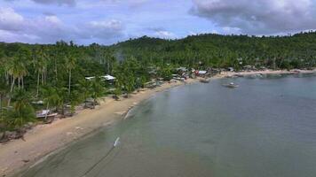 Angeln Dorf auf das Ozean auf das Insel von Palawan, Philippinen video